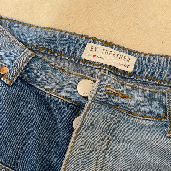 By Together colorblock Jean shorts size L, fits like 28 or 29 - Picture 3 of 3